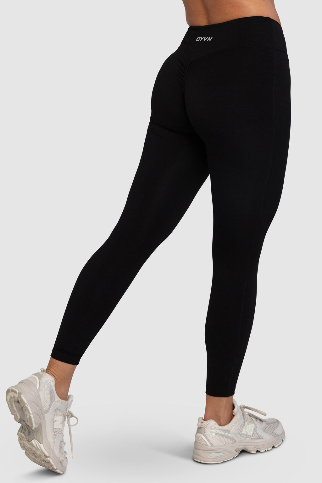 Aura Invisible Scrunch Leggings - Black