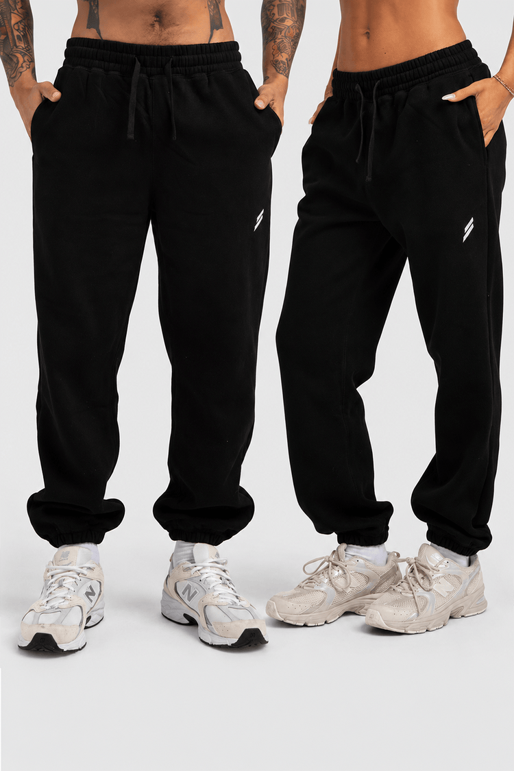 Classic Cuffed Sweatpants - Black