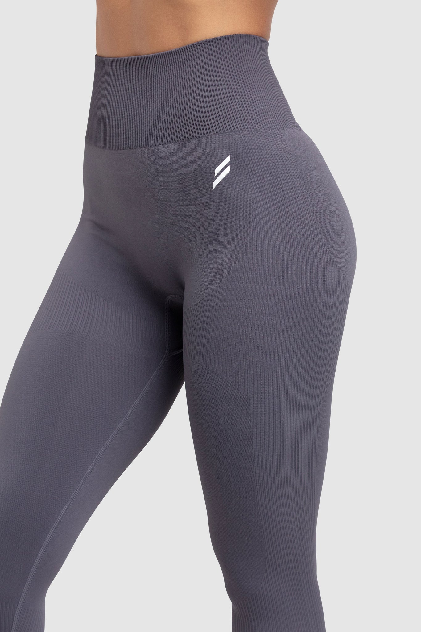 Impact Solid Leggings - Storm Grey – DOYOUEVEN